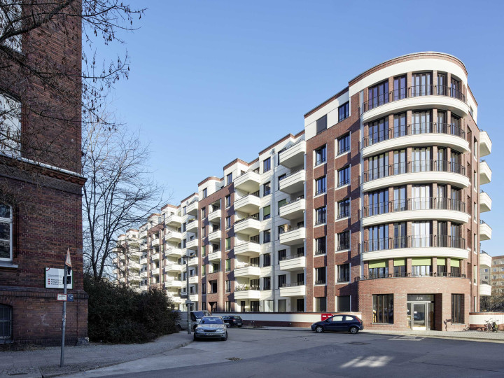 0325 Ella Kay 01Banner