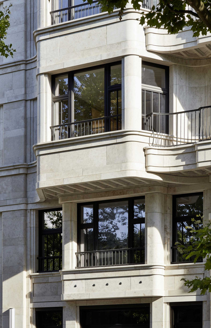 0294 Palais Holler 3